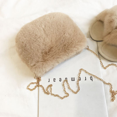 韩版百搭毛绒斜挎包