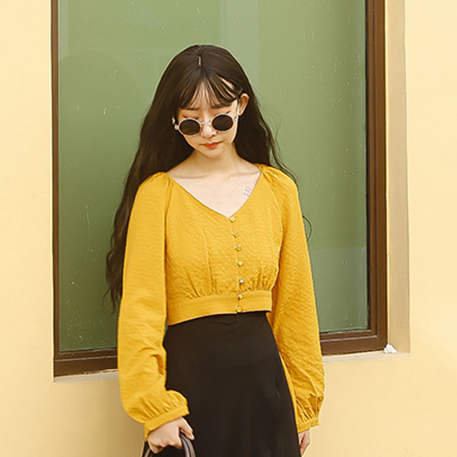 复古娃娃收腰衬衣