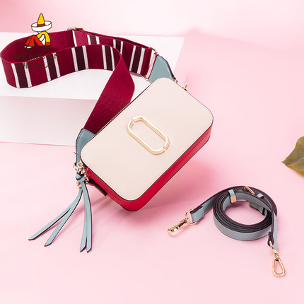 明星同款宽肩带相机包