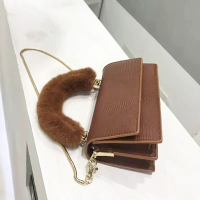 小众设计复古毛毛手提包