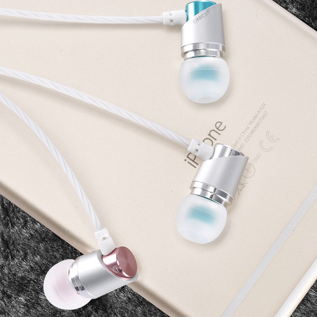 手机通用入耳式耳机