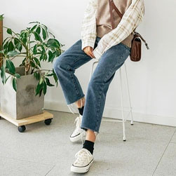 忠犬小八高腰直筒牛仔裤