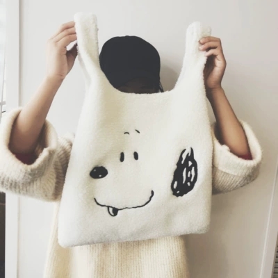 可爱羊羔毛绒单肩包