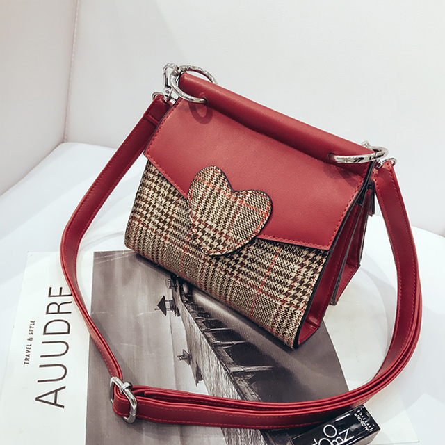 韩版百搭爱心小方包