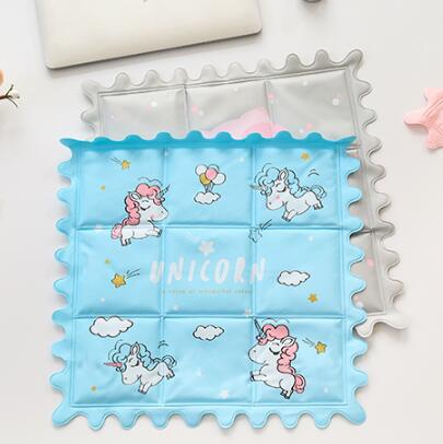 降温散热冰垫水坐垫